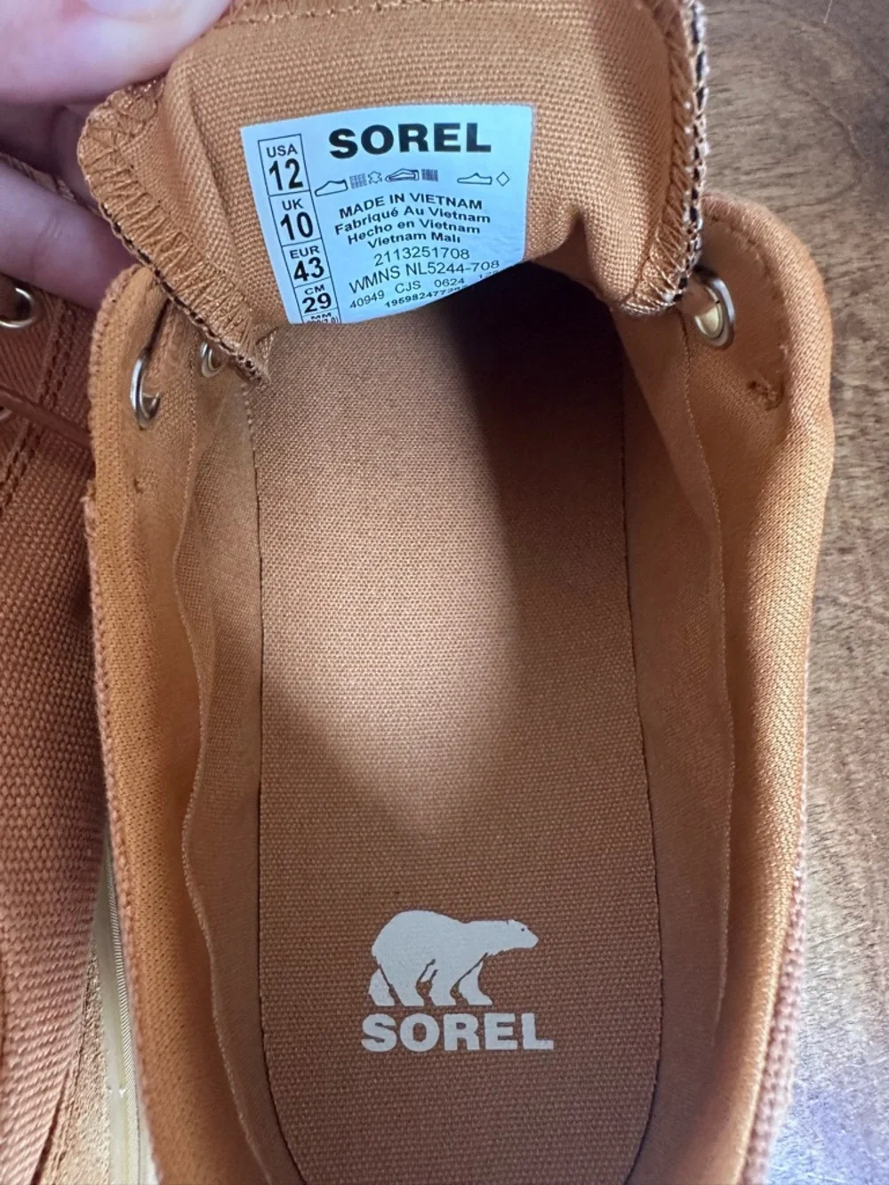 Women’s Scout N About Sorel Sneakers in Canyon Gold size 12
